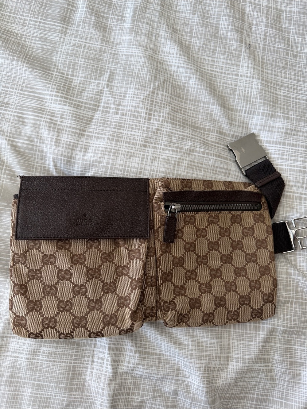 Vintage Gucci Brown & Beige GG Supreme Canvas Belt Bag - Picture 8 of 10